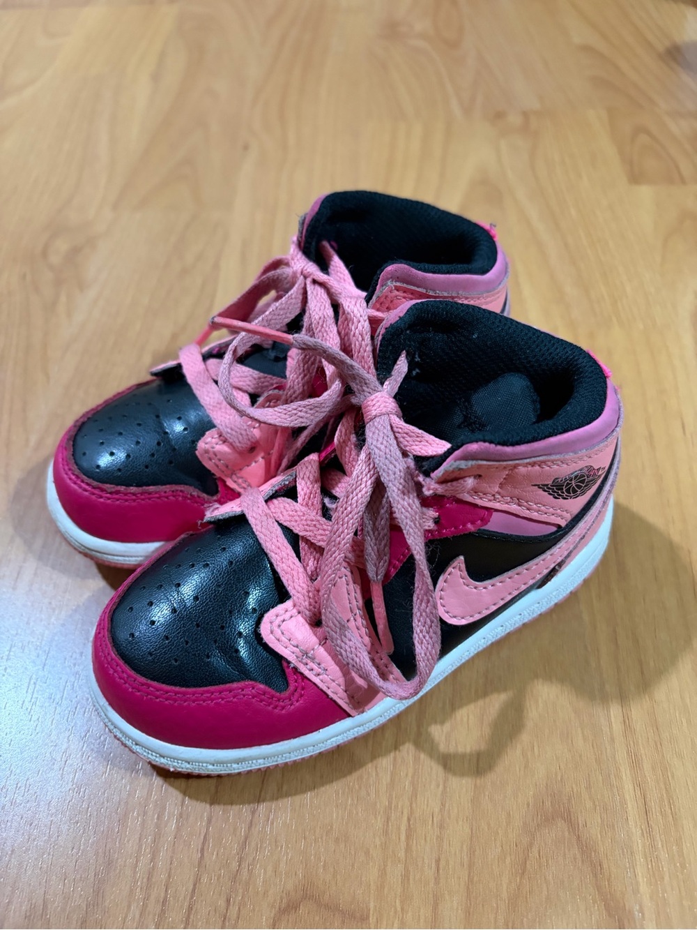 GOOD Jordan Nike Toddler Sneakers Black and Pink Size 8 - Picture 5 of 9